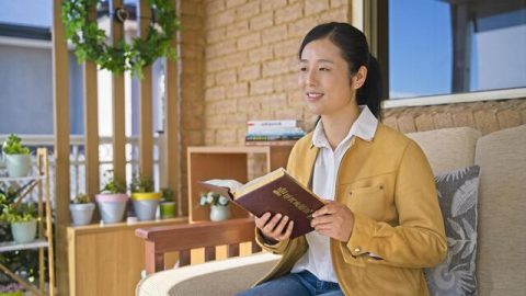 Panghawakan ang mga Prinsipyo upang Magawa Nang Mabuti ang Isang Tungkulin