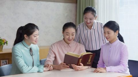 Ngayo’y Alam Ko Na Kung Paano Magpatotoo sa Diyos